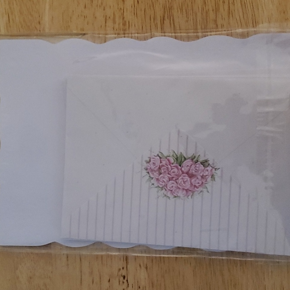 Rose Embossed Note Paper - Picture 6 of 6
